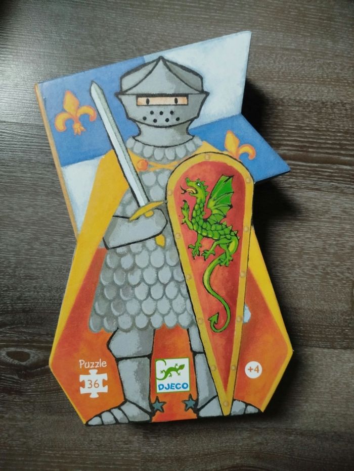 Puzzle Djeco 36 pièces chevalier