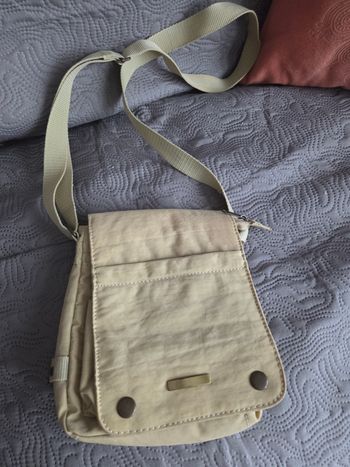 Pochette bandoulière