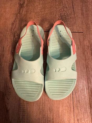 Chaussure Sandale Piscine Enfant SLAP 100 BASIC Menthe Rose