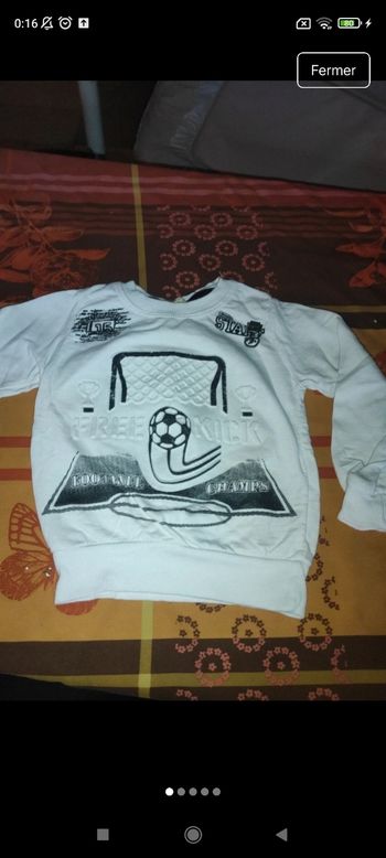 Très beau pull garçon e31