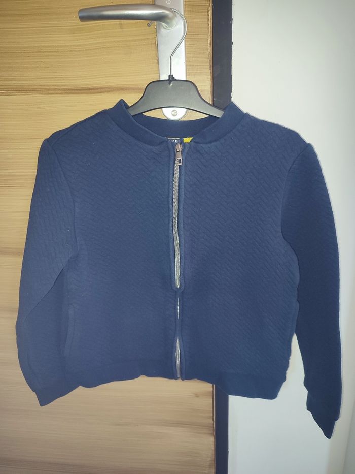 Lot hauts 10 ans - photo numéro 5