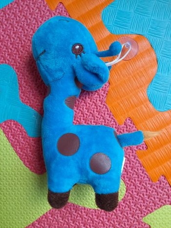 Girafe bleue à accrocher