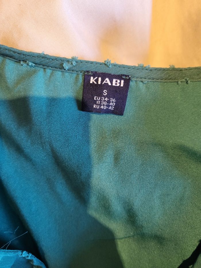 Robe kiabi verte taille S - photo numéro 2