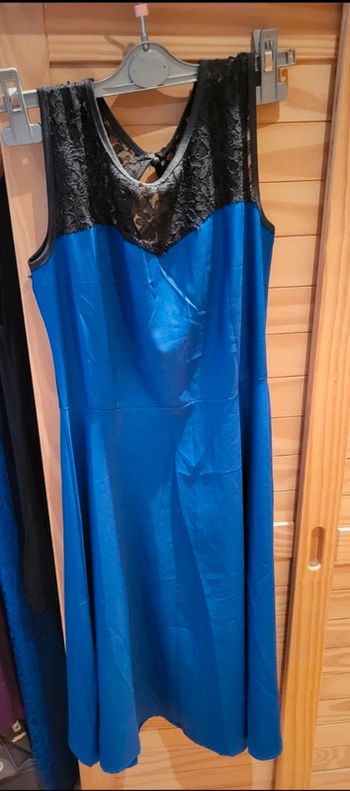 Robe bleue