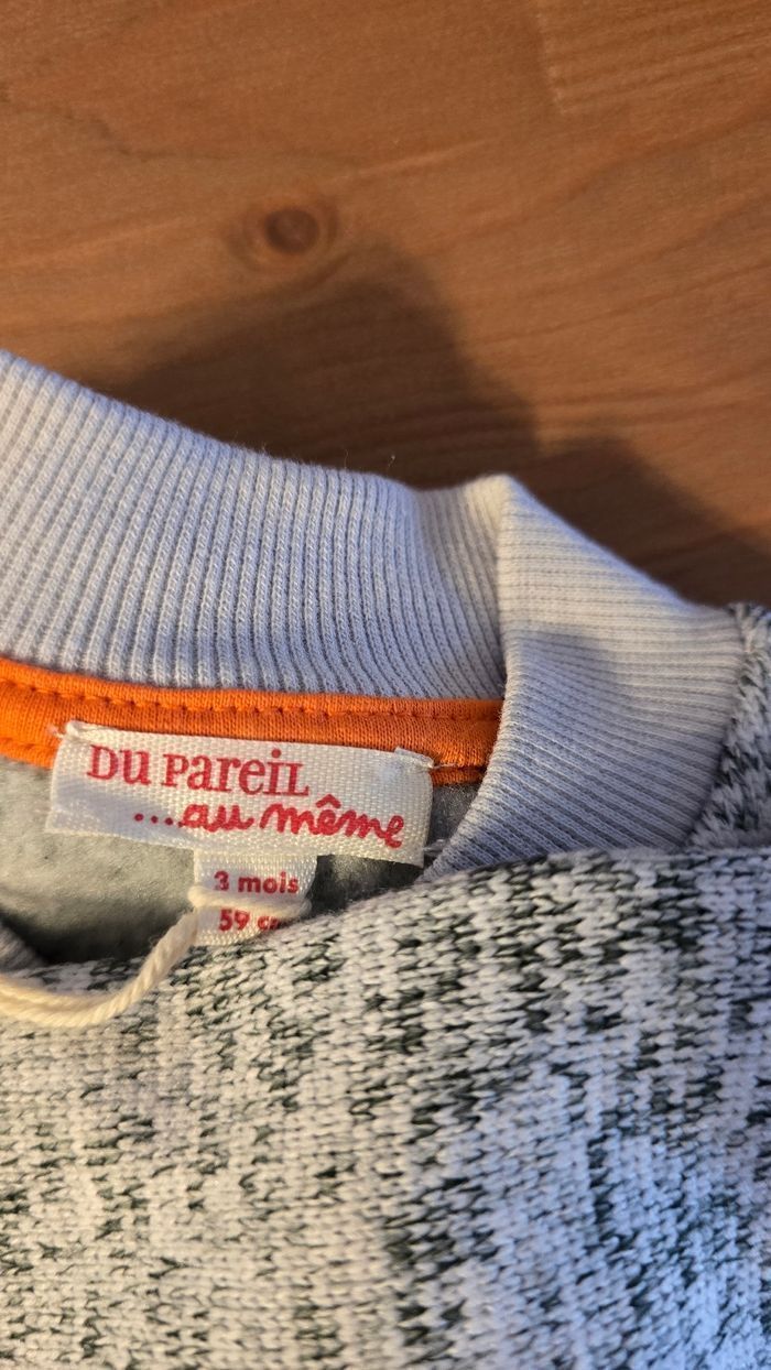 A SAISIR .NEUFS!!! (non portés) 🏷🏷💙🤩 CHAUD sweat zippé chaud et teeshirt ml 3 mois garçon 🤩💙 - photo numéro 7