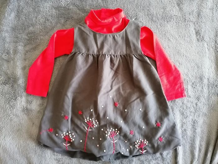 Ensemble Robe et Tee-shirt taille 12 mois