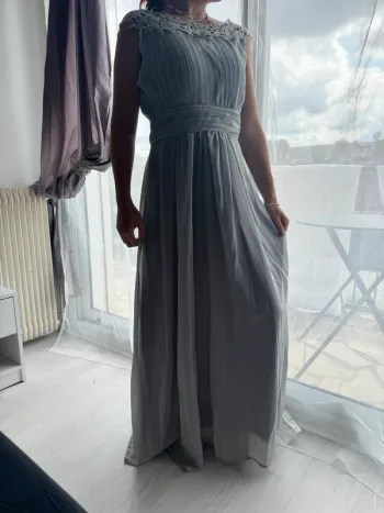 Robe de demoiselle d’honneur grise – Taille S – Longue & élégante