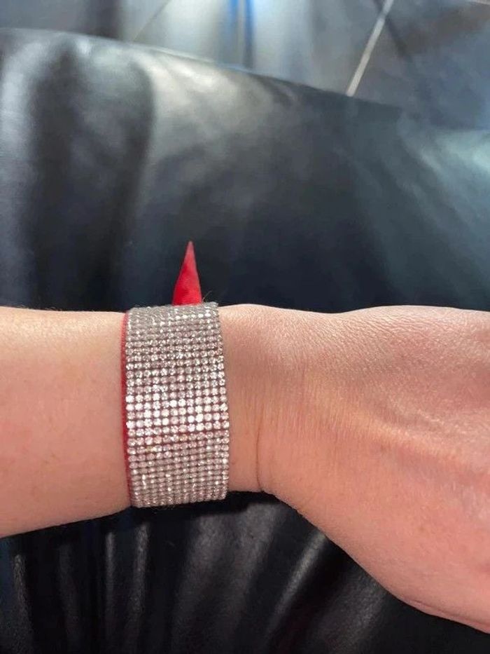 bracelet rouge et argent