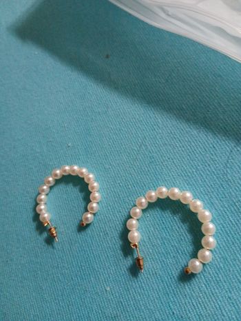 Boucle d oreille perle grande neuve