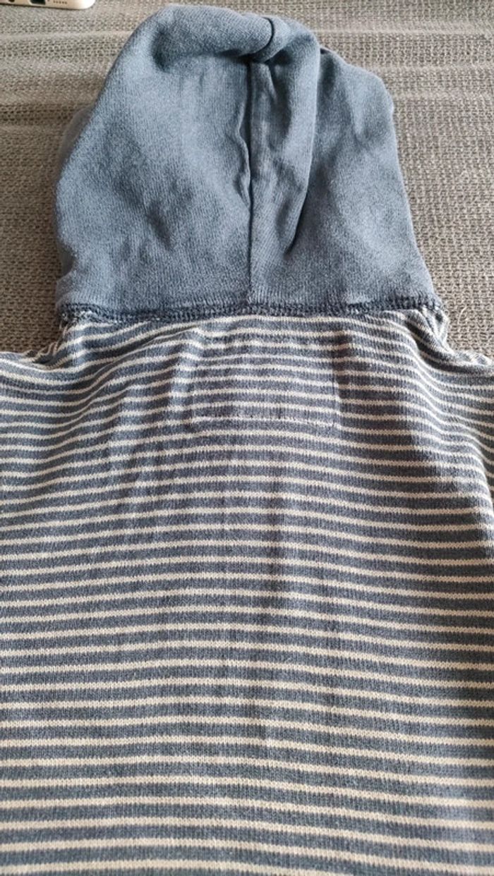 Pull à capuche. - photo numéro 6