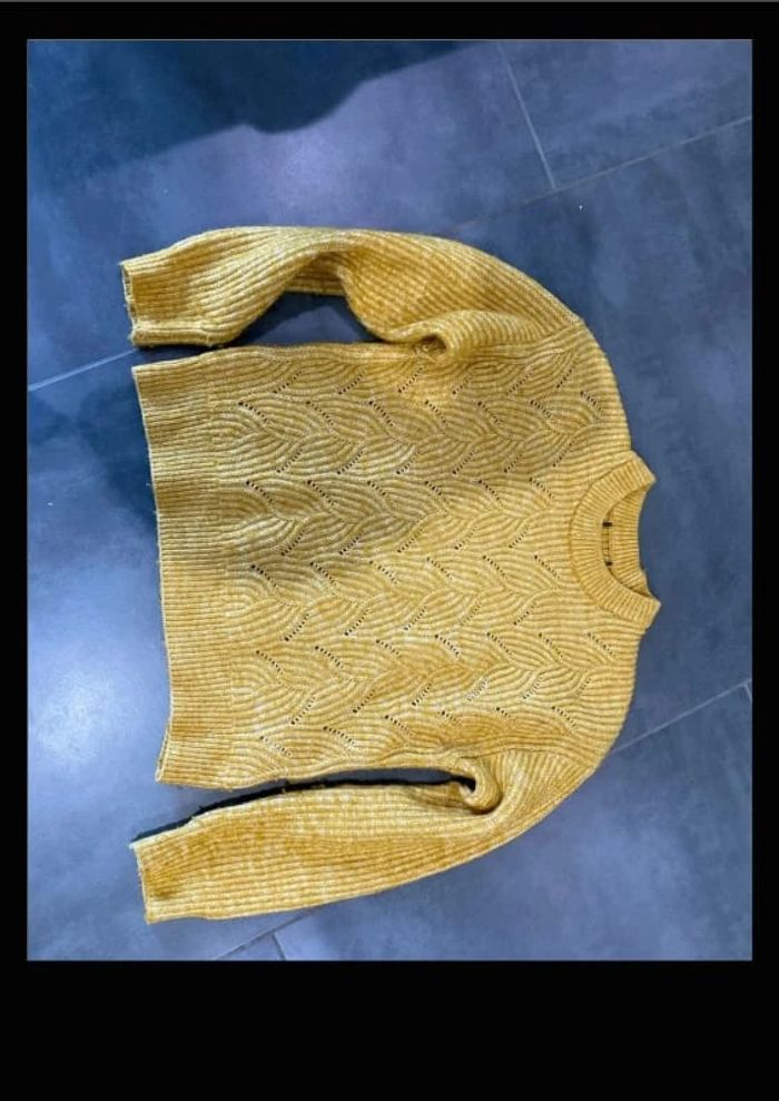 Pull moutarde - photo numéro 2