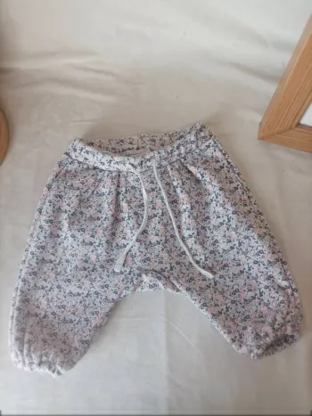 Sarouel fleuri Tape à l'oeil fille 6 mois