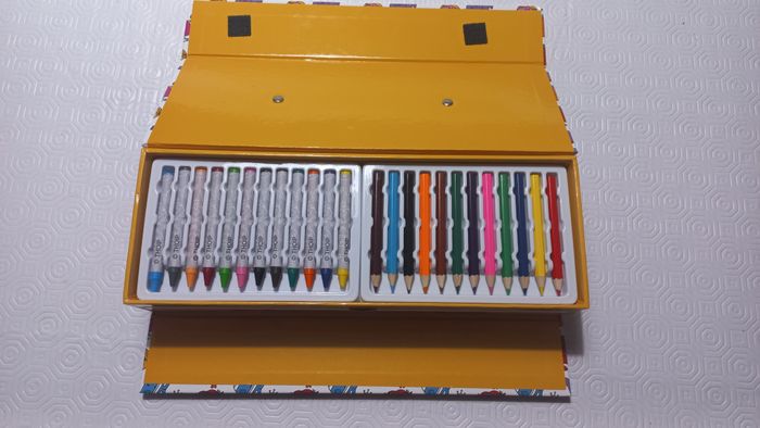 boite de crayons MONSIEUR MADAME-NEUF - photo numéro 3