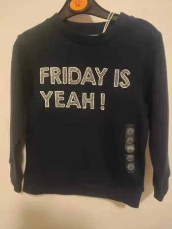 Pull neuf