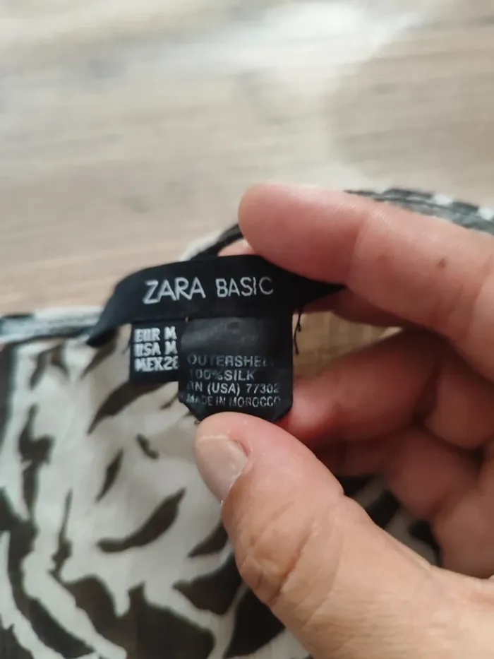 T-shirt Zara Basic noir et blanc - Taille M - photo numéro 4