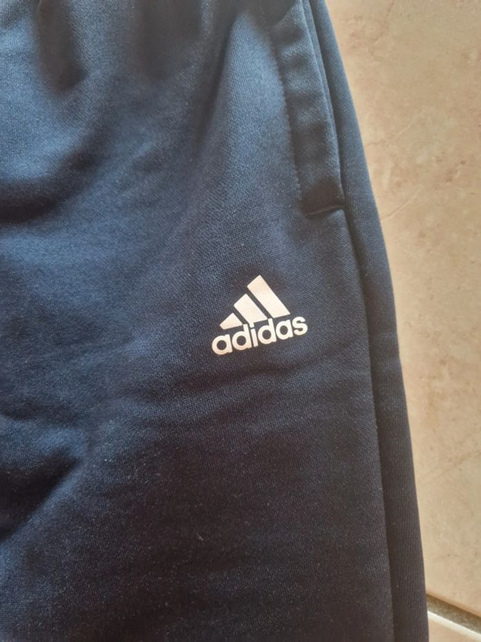 Pantalon adidas 7-8 ans - photo numéro 2