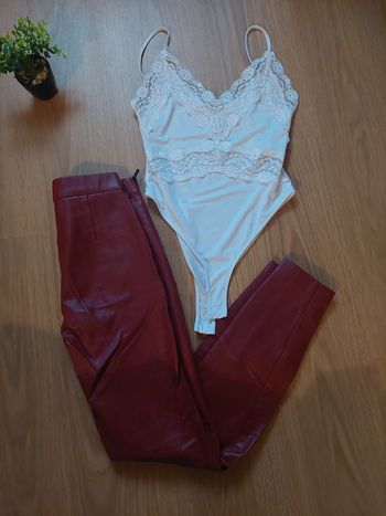 Jegging simili cuir rouge bordeaux Zara T.S TBE