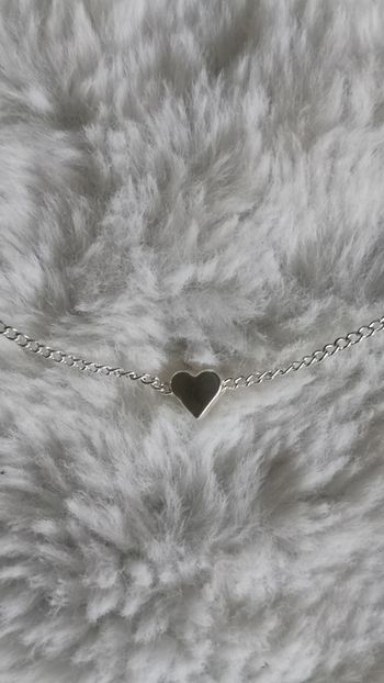 Collier coeur couleur argent