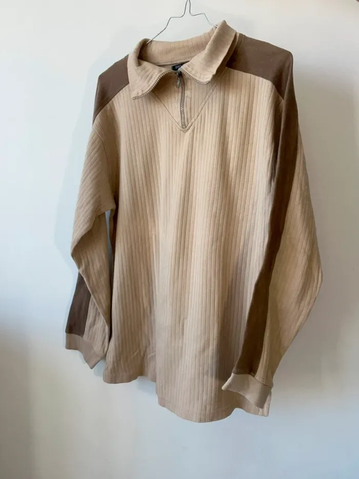 Pull zippé beige et marron taille L