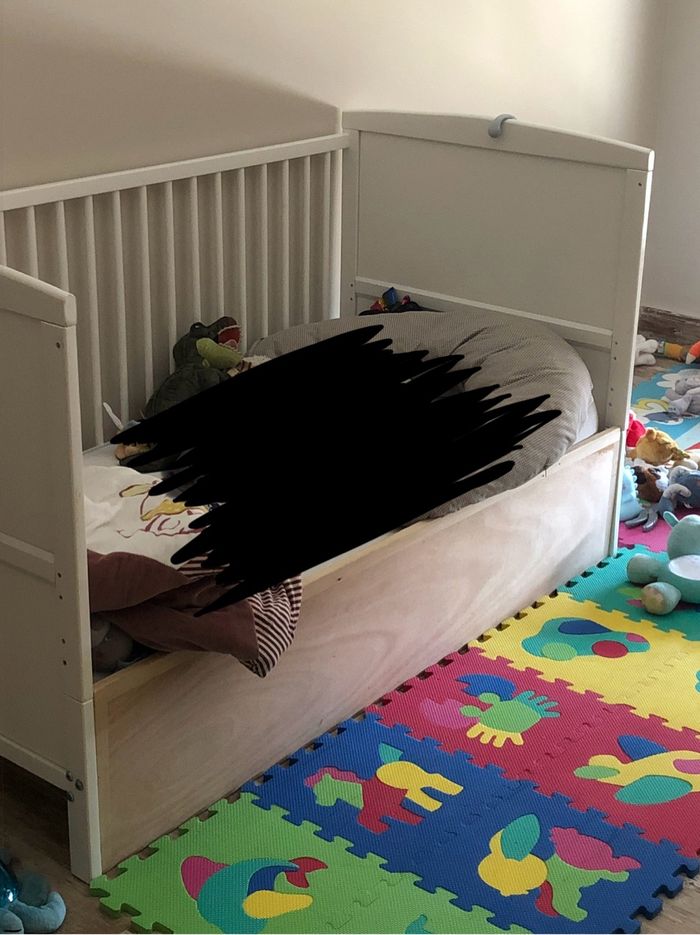 Lit enfant évolutif  et matelas état neuf - photo numéro 2