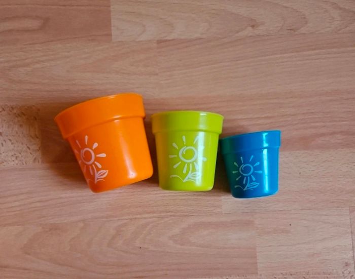 Pots de fleurs plastique