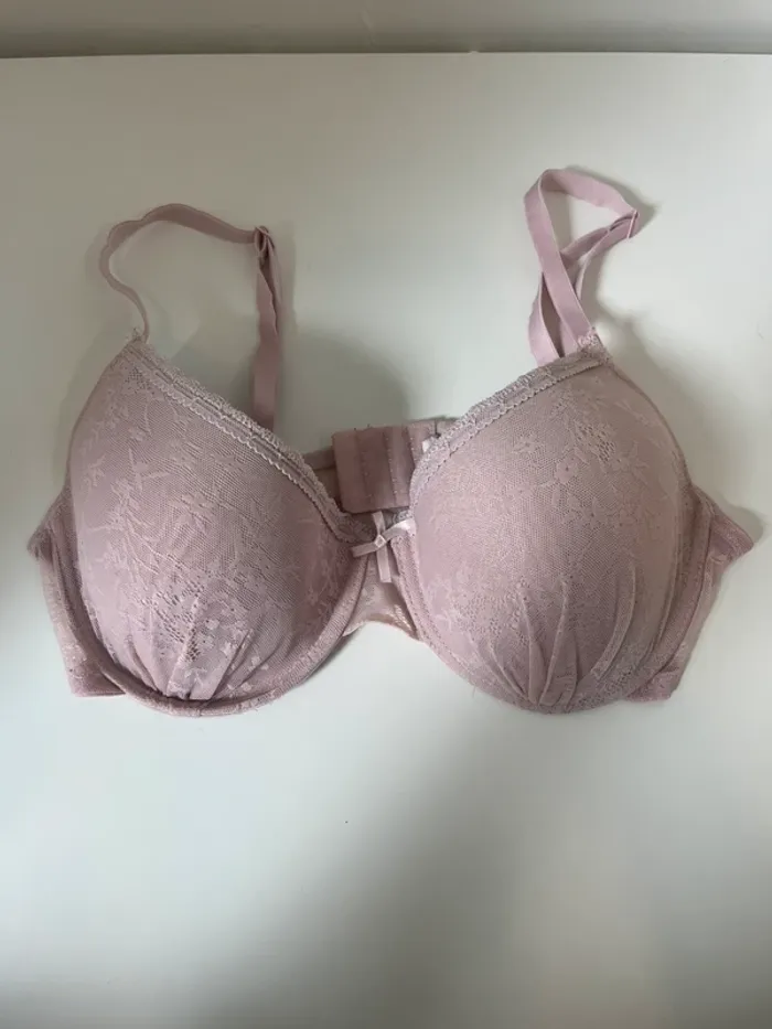 Soutien-gorge dentelle rose poudré In Extenso Taille 95C