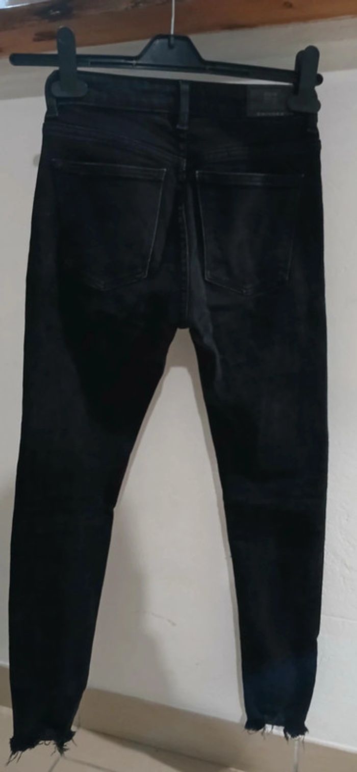 Jeans Bershka 12 ans - photo numéro 4