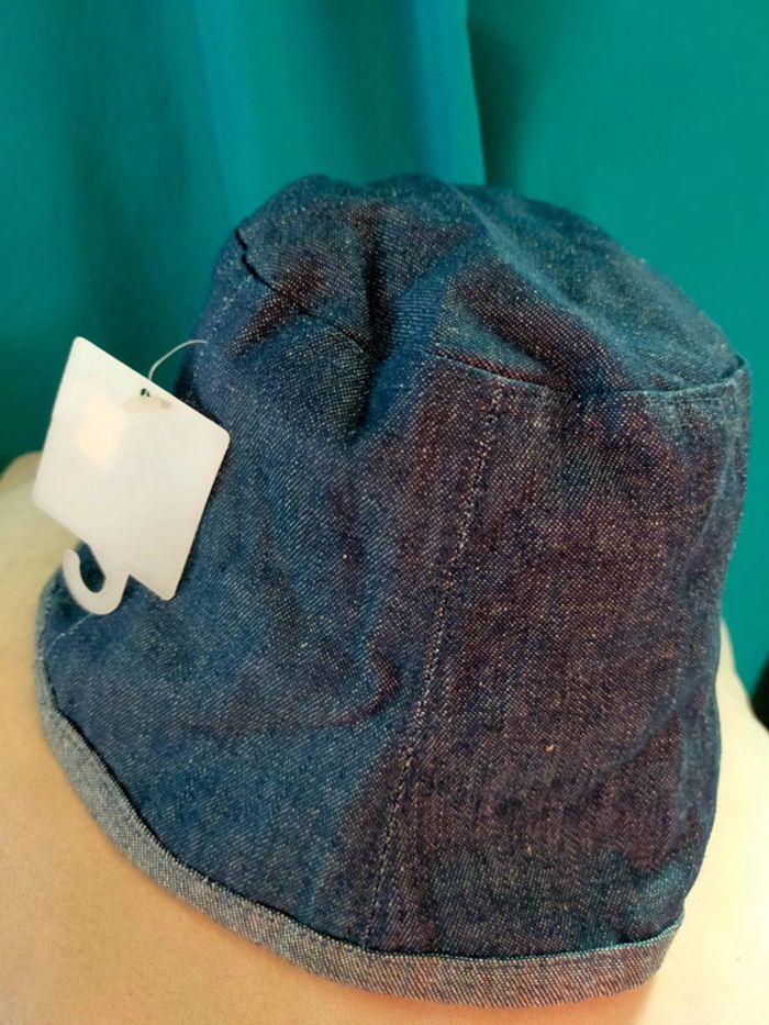 Bob bébé en jean motifs fleurs – Taille 52cm – Neuf - photo numéro 5