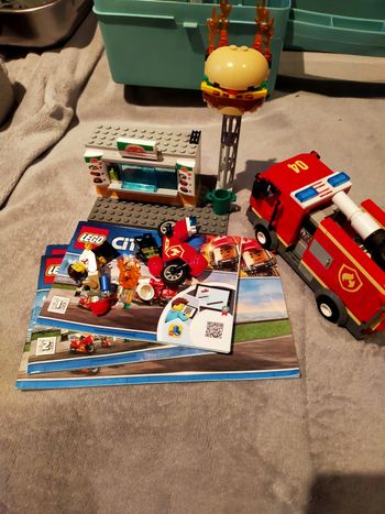 Lego 60214 restaurant en feu