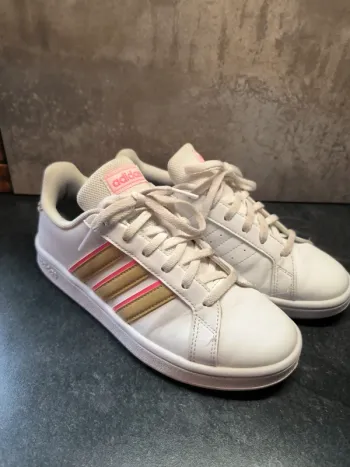 Baskets Adidas