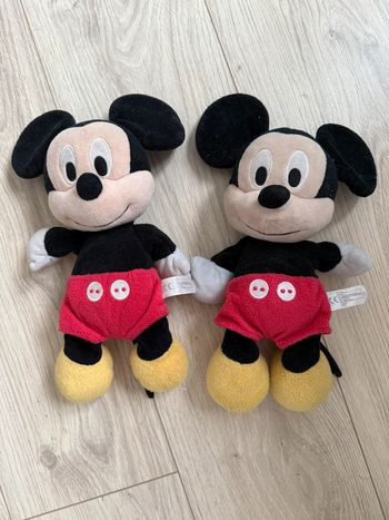 Peluche Mickey