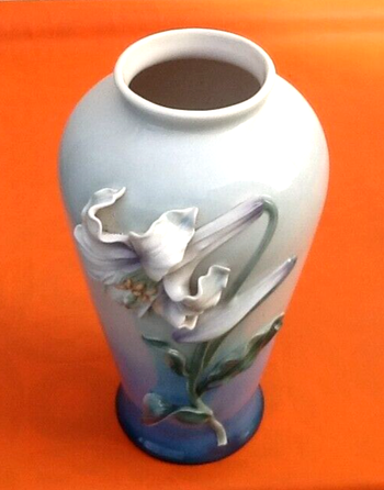 Vase (grand modèle)   Porcelaine " Franz Collection "