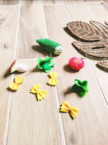 🍝 Dinette lot de divers aliments salades, pâtes et autre en tissu- peluche