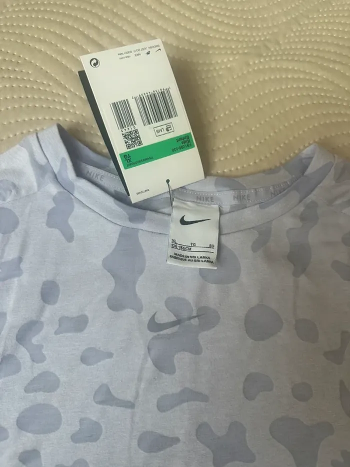 T-shirt Nike lavande - photo numéro 2