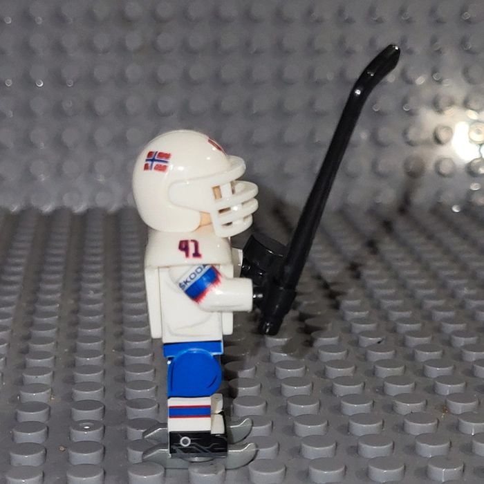 Minifigure / Figurine  🏒 NHL  - Joueur de Hockey Norvégien 🏑 Steffen Thoresen - photo numéro 5