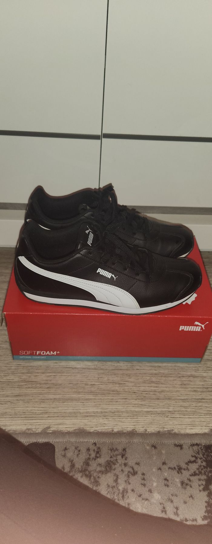 Baskets femme Puma pointure 39