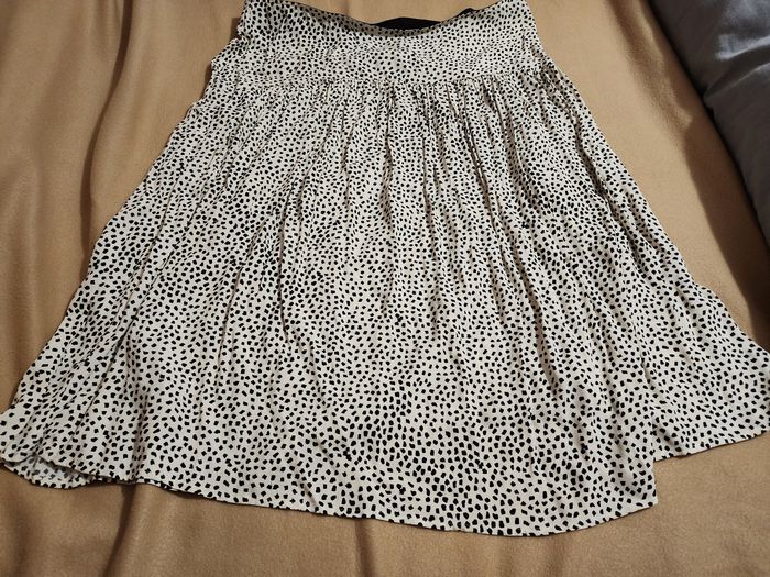 Jupe à pois noir - photo numéro 2