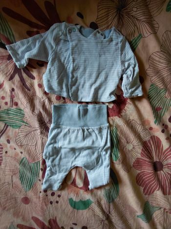 Ensemble pyjama  ou  sport