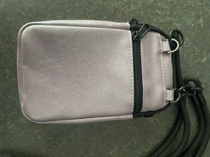 Pochette téléphone Cabaia - photo numéro 2