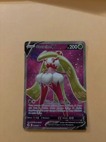 Carte Pokémon sucreine V 246/264 poing de fusion