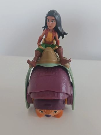 Raya et Tuk tuk roulant