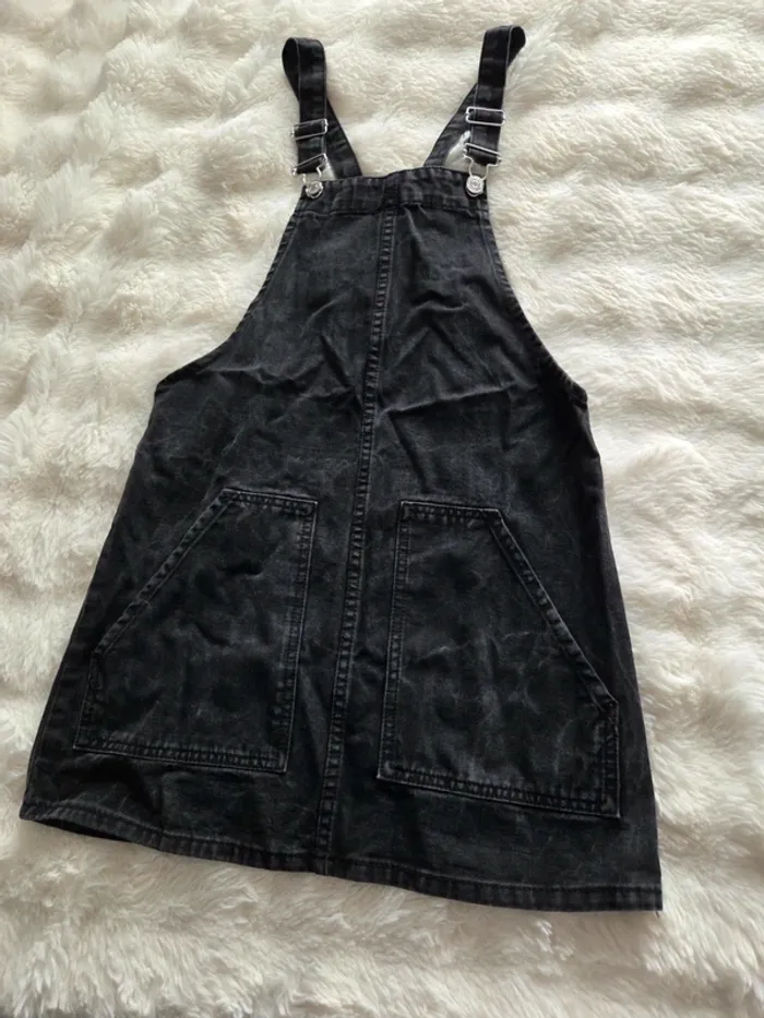 Robe Stradivarius 38 - photo numéro 3