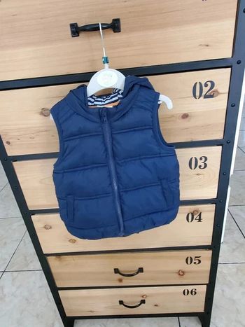 Doudoune sans manches TAO taille 6 mois