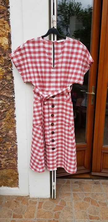Très jolie robe femme - T. 36