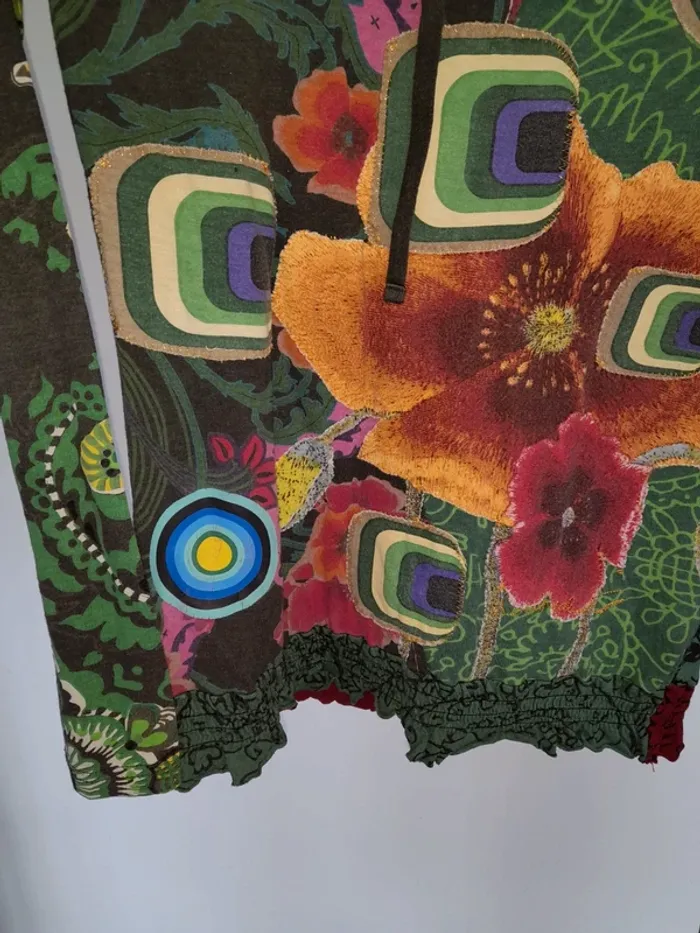 T shirt desigual taille M - photo numéro 3