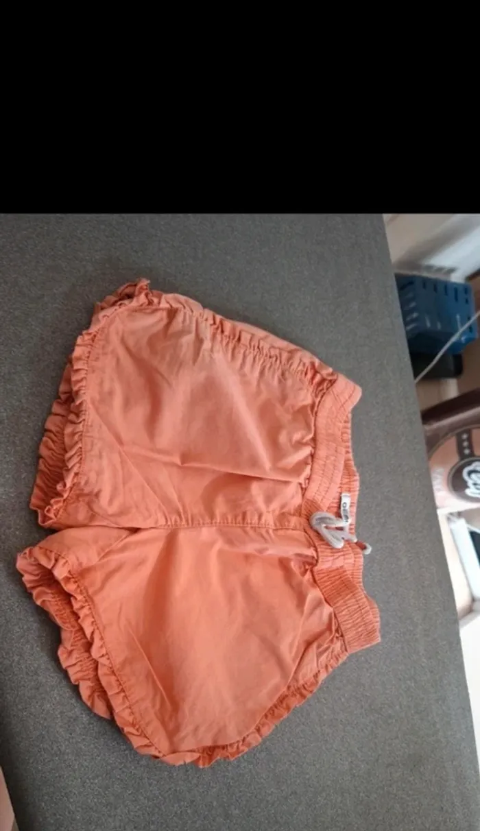 Lots 10 shorts 4 ans - photo numéro 9
