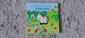 Livre P'tite boucle le petit mouton