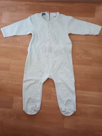 Lot 2 pyjamas