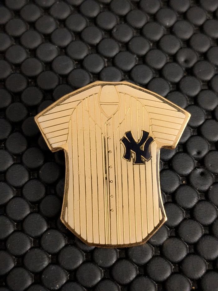 Pin's Maillot Baseball Yankees New York officiel