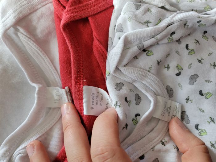 Lot de 4 bodies manches courtes 9 mois garçon - photo numéro 3